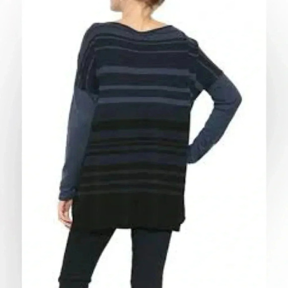 Vince blue striped tunic sweater merino wool blend oversized bateau Size M - Picture 5 of 9